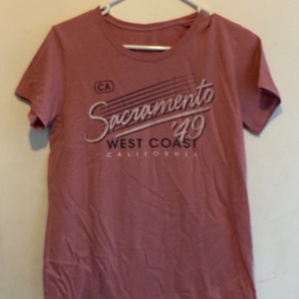 West Sacramento California CA T-Shirt Large (151)